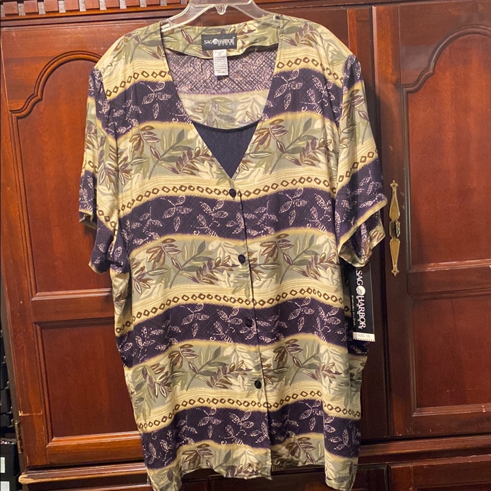 Sag Harbor Green and Brown and Purple vintage Casual Button Down Shirt